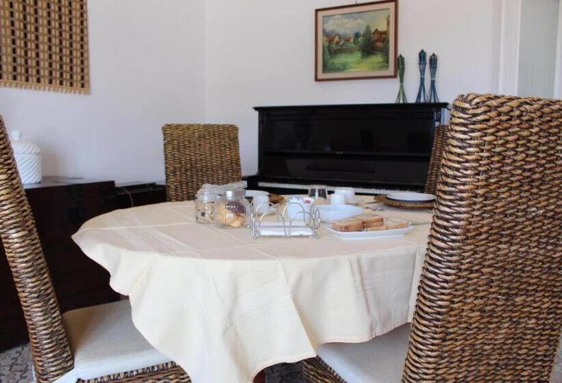 Номер Стандарт Трехместный, Villa Pedaci B&b