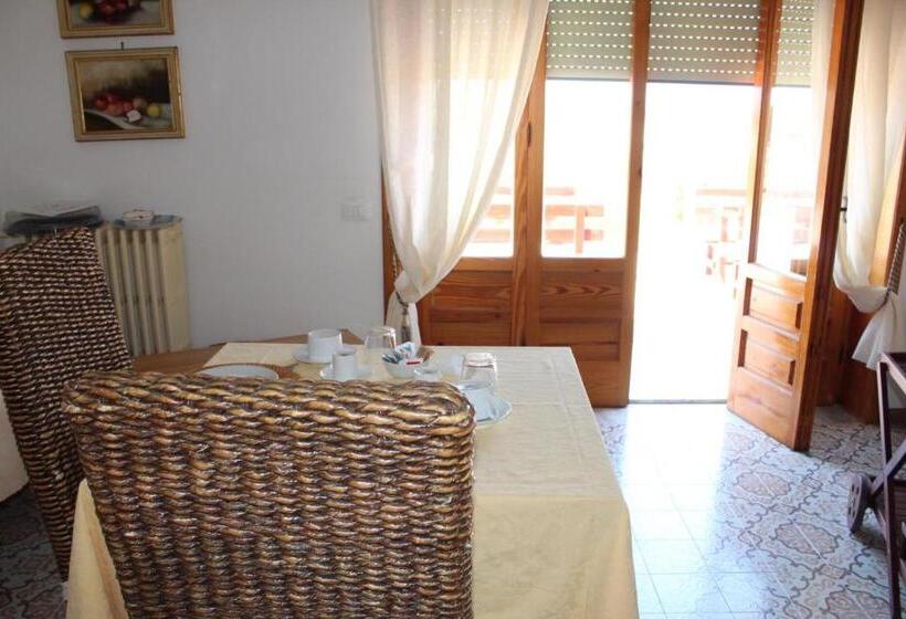 Номер Стандарт Трехместный, Villa Pedaci B&b