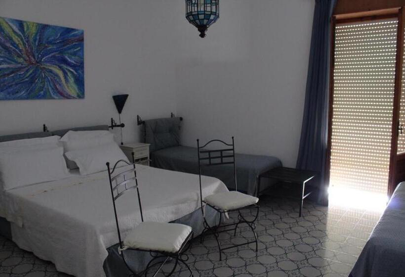 Четырехместный Номер Стандарт, Villa Pedaci B&b