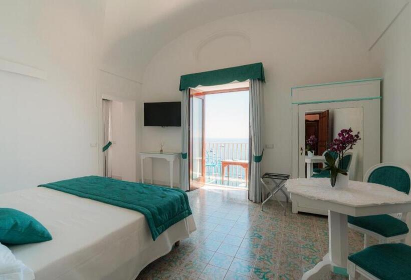 Номер Deluxe Вид на Море, Villa Nettuno
