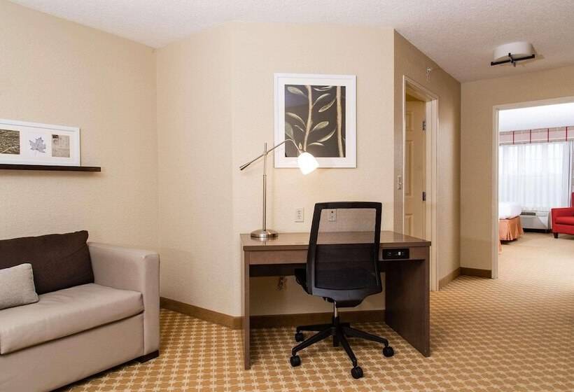 Люкс с гидромассажем, Country Inn & Suites By Radisson, Milwaukee West Brookfield , Wi