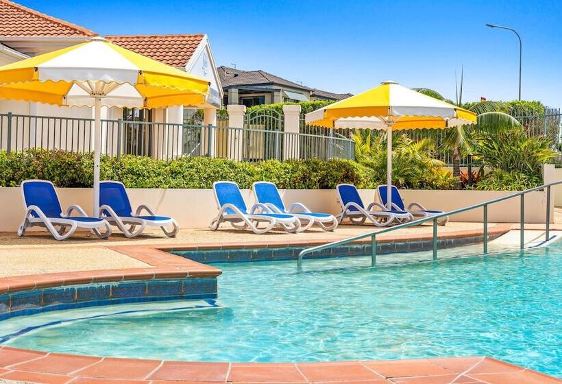 Номер Стандарт Вид на Сад, The Cove Yamba