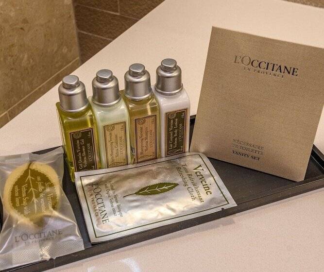 ロイヤルスイート, La Clef Louvre Paris By The Crest Collection