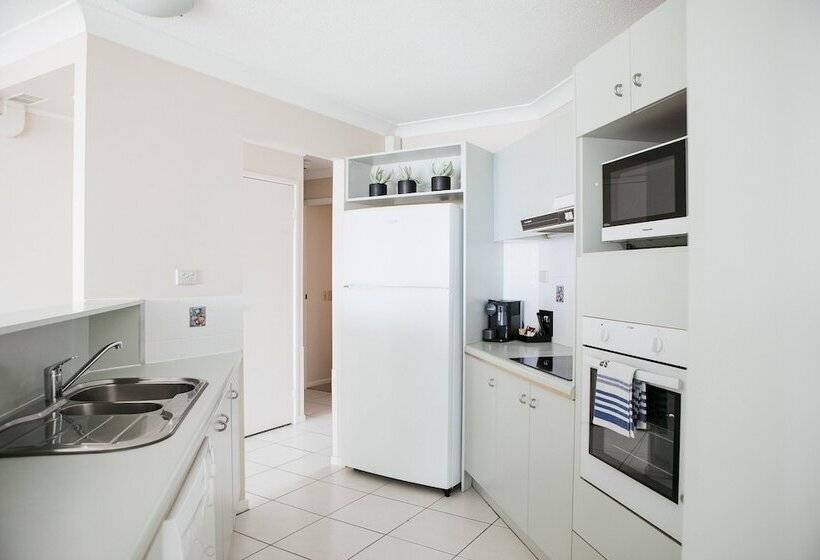 Апартаменты 3 Спальни Вид на Море, Osprey Apartments