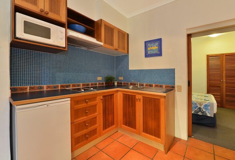 Апартаменты 1 Спальня, Reef Club Resort