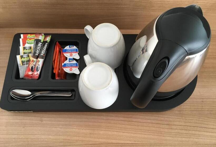 Standard Yhden Hengen Huone, Akcent