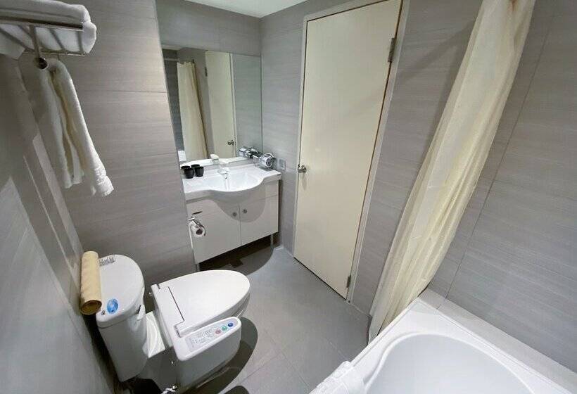 Superior Room, Green World Triplebeds