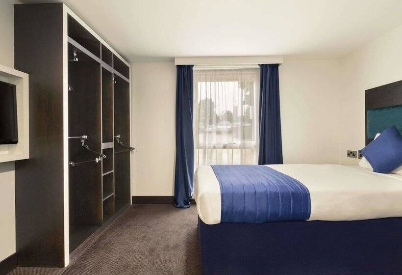 Семейный Номер, Ramada Oxford