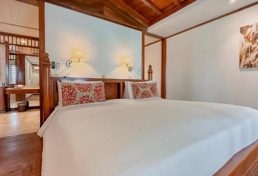 キングサイズベッドのデラックスルーム, Rebak Island Resort & Marina
