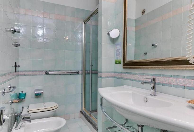 اتاق سوپریور سه تخته, La Tonnara Di Bonagia Resort