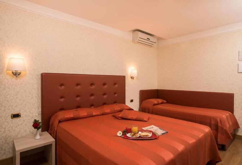 اتاق استاندارد سه نفره, Villa Rosa