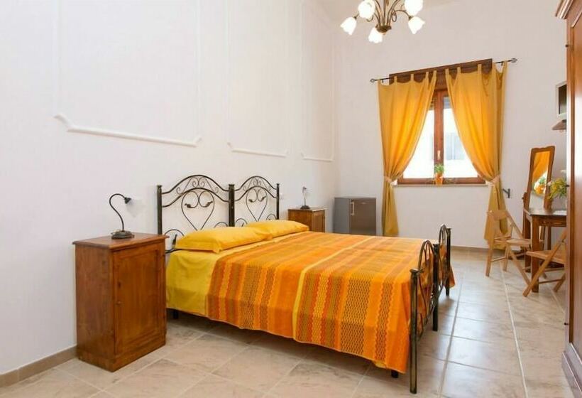 Номер Стандарт Трехместный, B&b Li Cuti
