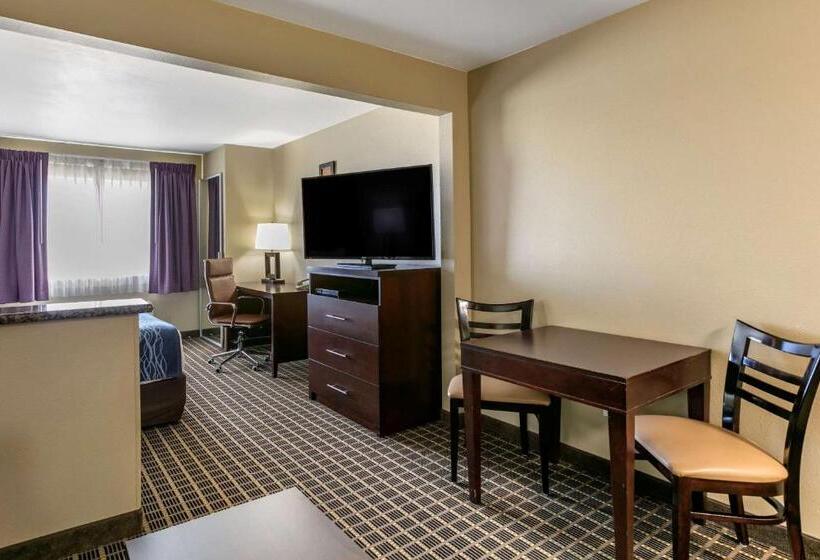 Люкс Кровать Кинг, Comfort Inn Fort Collins North