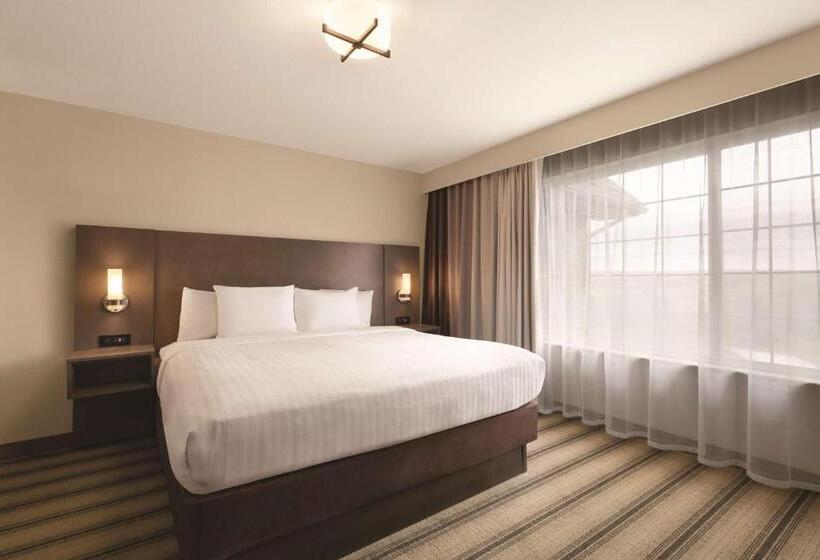 Люкс с гидромассажем, Country Inn & Suites By Radisson, Billings, Mt