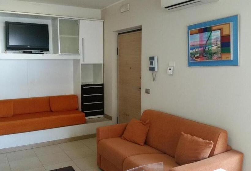 آپارتمان 1 خوابه همکف, Europa Beach Village