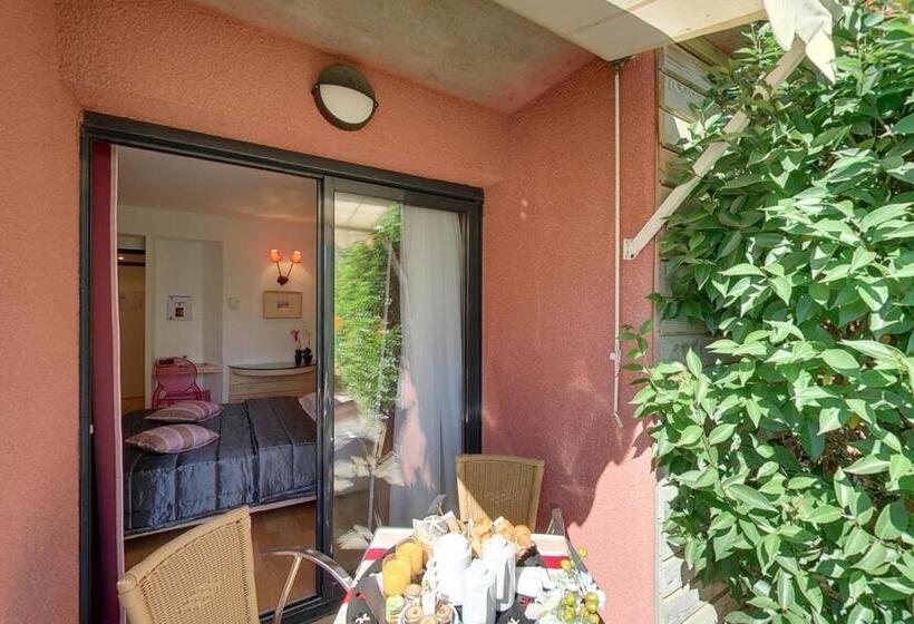 Номер Престиж, Le Phoebus Garden & Spa