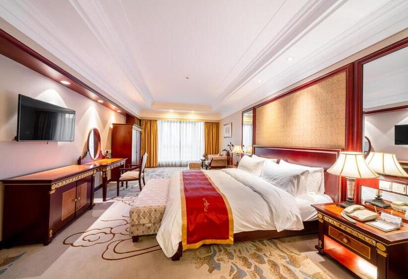Люкс 3 Спальни, Maritim Hotel Taicang Garden
