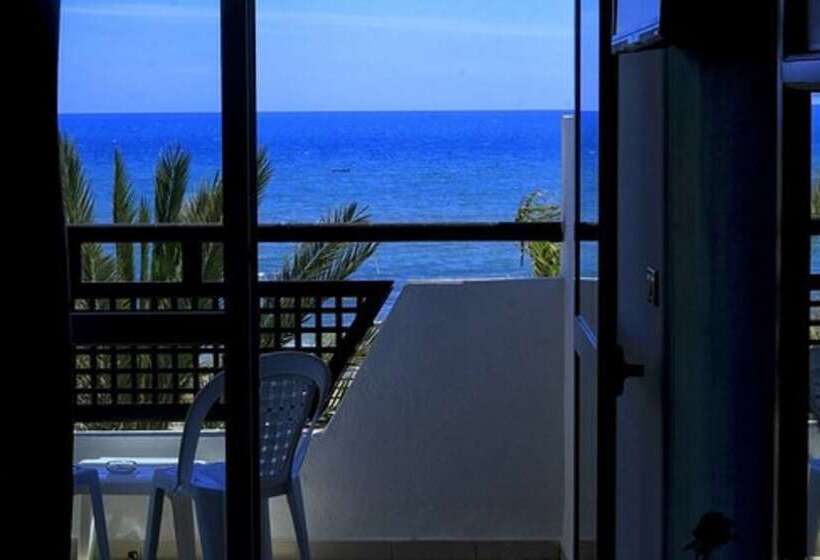 اتاق استاندارد با چشم‌انداز دریا, Sousse City And Beach
