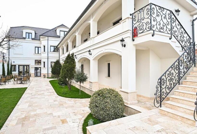 آپارتمان 1 خوابه با چشم‌انداز باغ, Grant Boutique