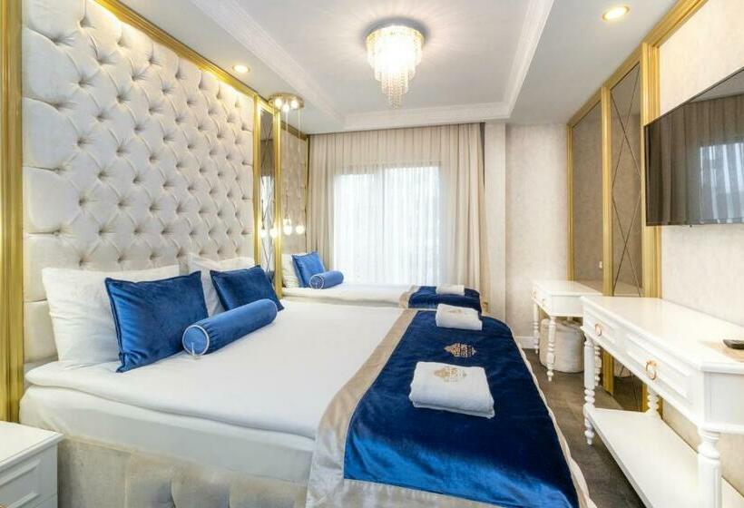 Camera Familiare, Leslion Luxury