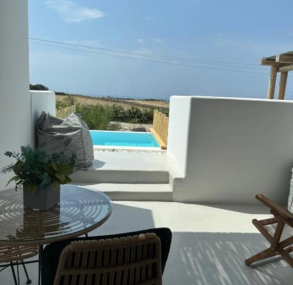 اتاق استاندارد, Aegean Hospitality