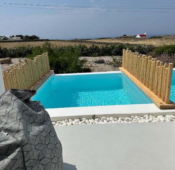 اتاق استاندارد, Aegean Hospitality