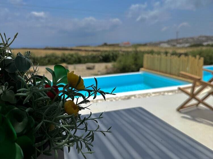 اتاق استاندارد با تخت دو نفره بزرگ, Aegean Hospitality
