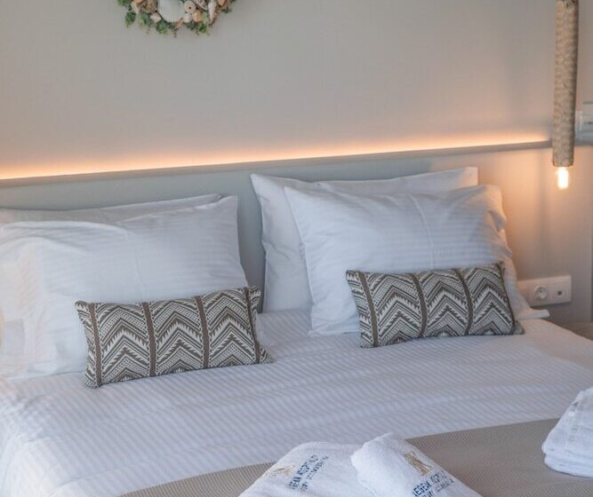 اتاق استاندارد, Aegean Hospitality