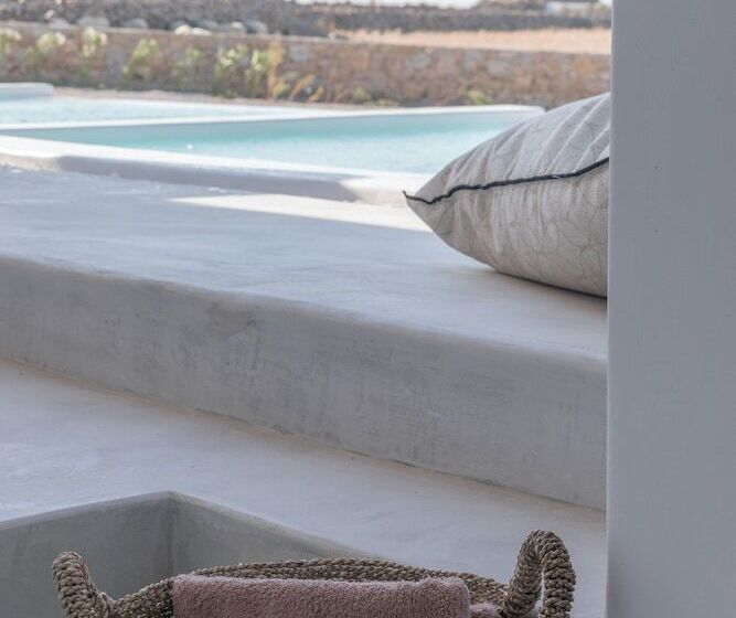 اتاق استاندارد, Aegean Hospitality