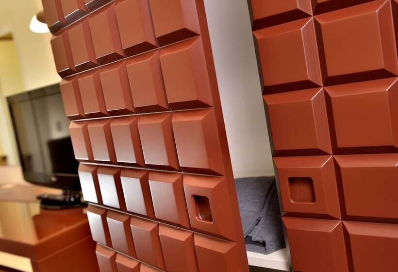 اتاق سوپریور, Choco