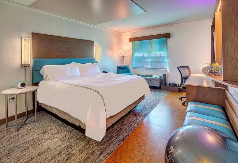 Номер Стандарт Кровать Кинг Адаптированный для Инвалидов, Even Hotels Sarasota Lakewood Ranch, An Ihg