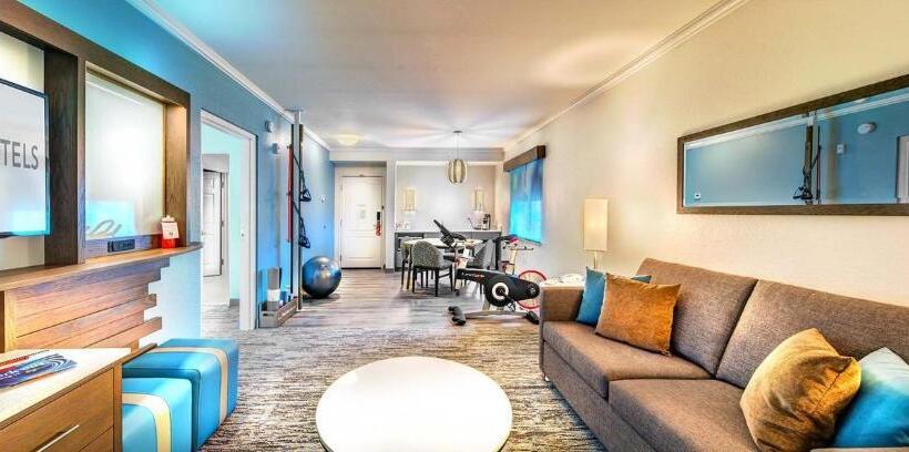 Люкс Кровать Кинг, Even Hotels Sarasota Lakewood Ranch, An Ihg