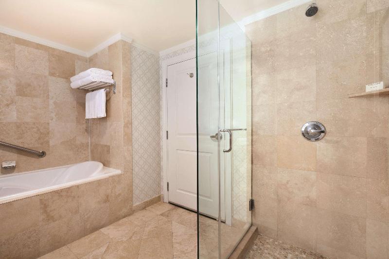 스위트 킹사이즈 침대, Hilton Los Angeles/san Gabriel