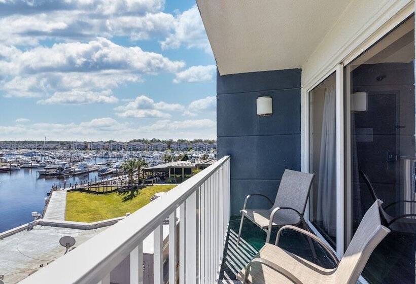 Люкс с Видом, Holiday Inn Express North Myrtle Beach   Little River, An Ihg