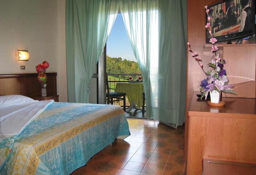 غرفة قياسية, Albergo Boomerang