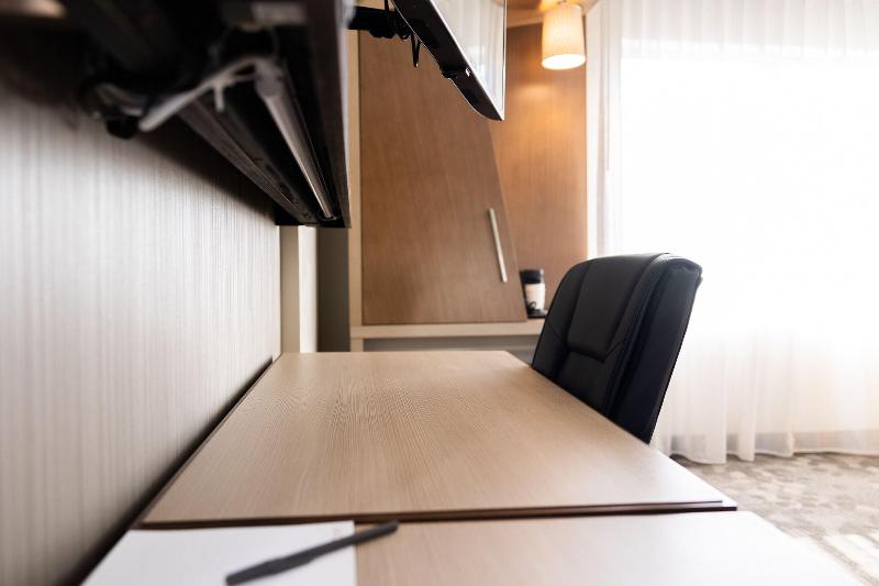 اتاق استاندارد با تخت بزرگ, Hampton Inn Raleigh Capital Blvd. North