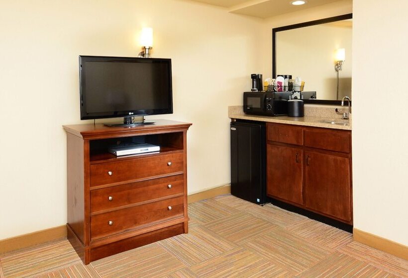 اتاق استاندارد, Hampton Inn Raleigh Capital Blvd. North