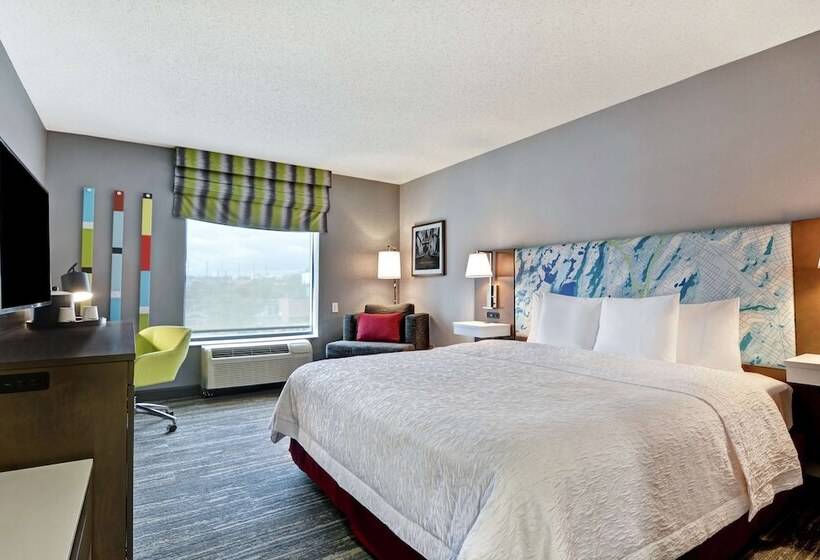 스탠다드 룸, Hampton Inn & Suites Newark Harrison Riverwalk