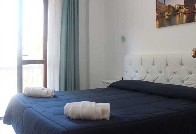 标准单人间, Marittima