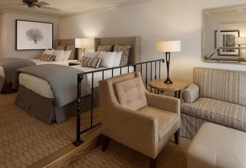 Люкс Вид на Море, Pelican Inn & Suites