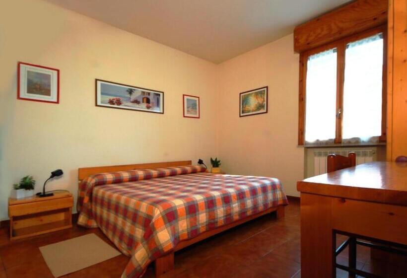 آپارتمان 2 خوابه با بالکن, Residence Isola Verde Cisanello