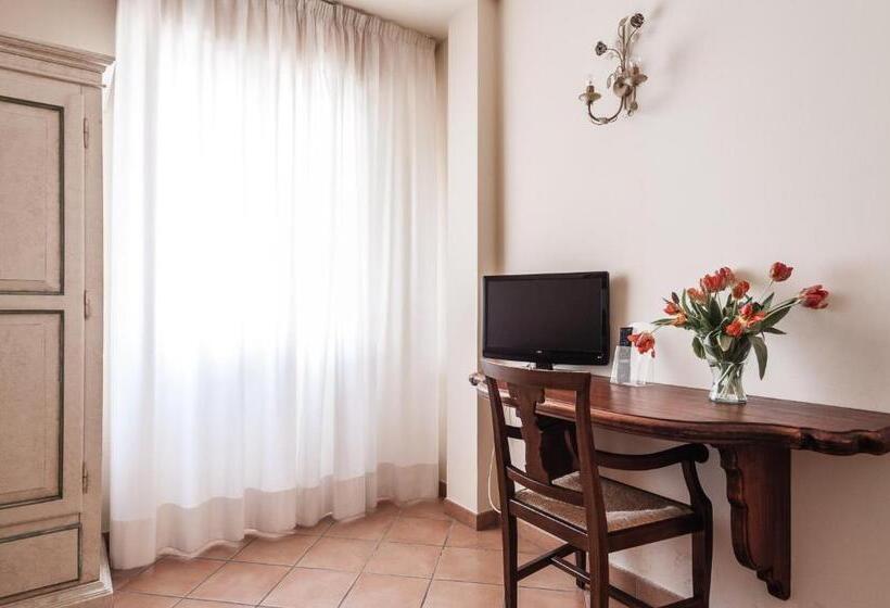 سوییت, Residence Isola Verde Cisanello
