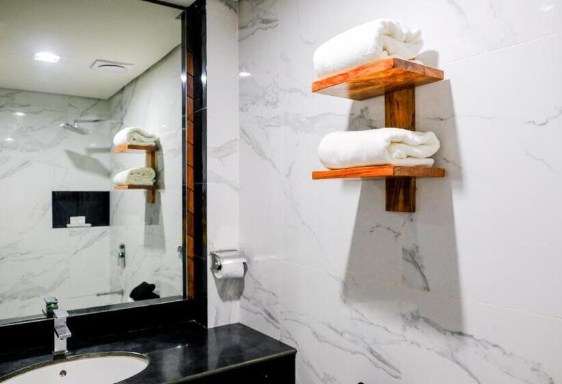 اتاق استاندارد, Airo Hotel Manila
