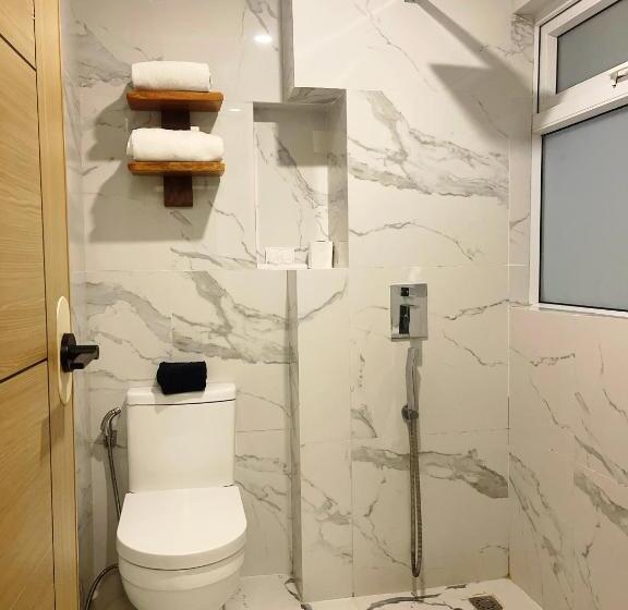 اتاق لوکس, Airo Hotel Manila
