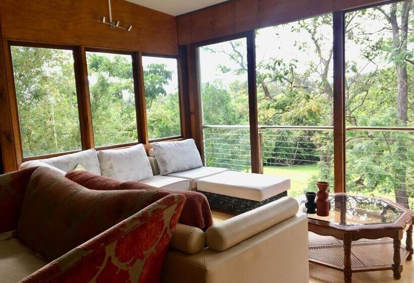 스탠다드 방갈로, Eumundi Guesthouse And B&b