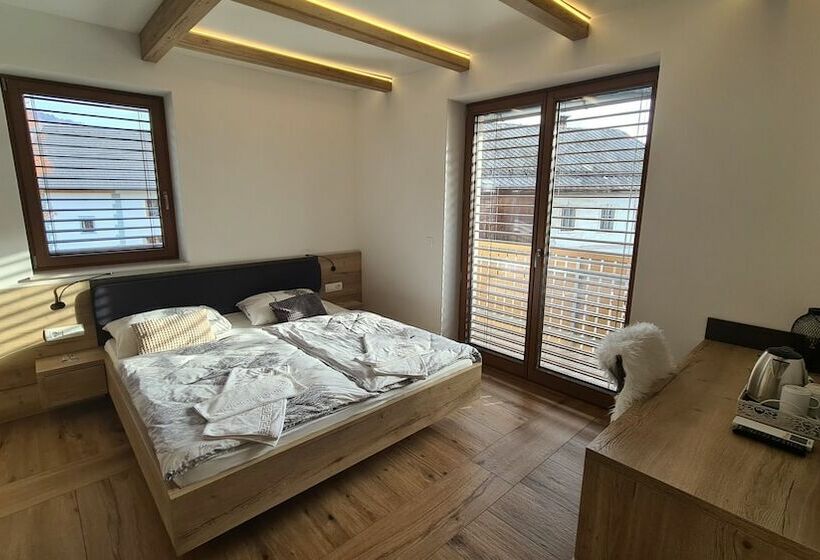 اتاق خانوادگی, Veldes B&b