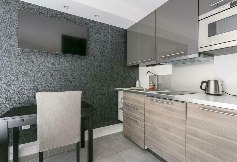 Apartamento 1 Dormitório, Coeur Urbain Apartments  Place De La Comãƒæ’ã‚â©die