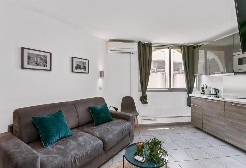 Apartamento Superior 1 Dormitório, Coeur Urbain Apartments  Place De La Comãƒæ’ã‚â©die