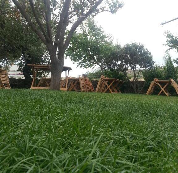 خانه 1 خوابه, Uysallar Koy Evi
