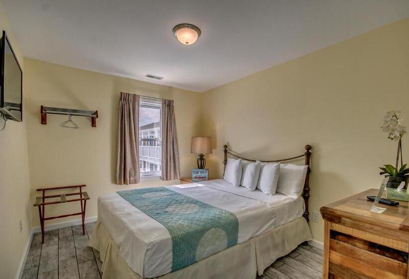 Семейные Апартаменты, Daytona Inn And Suites